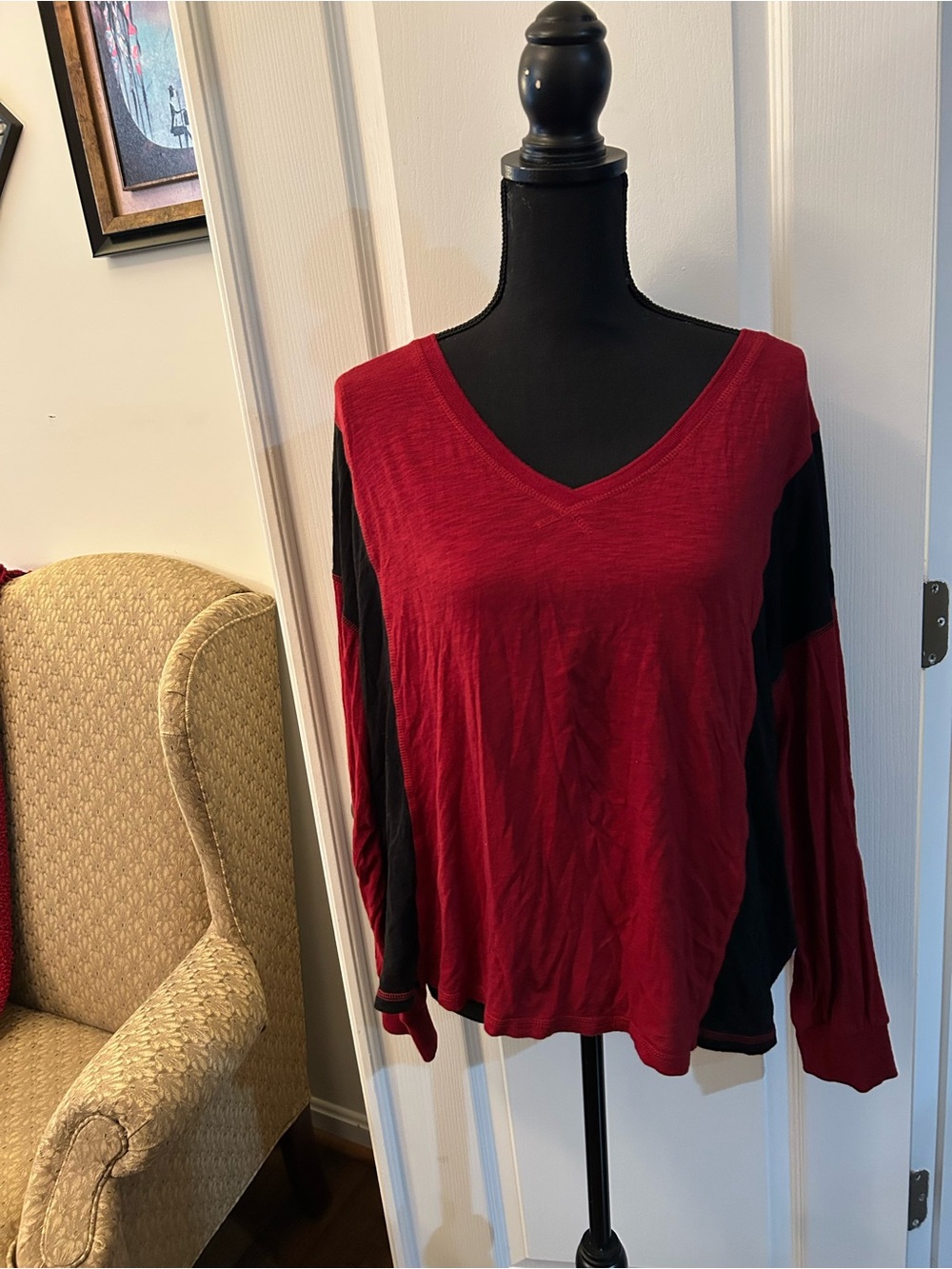 torrid Red and Black V-Neck Long Sleeve Colorblock Top